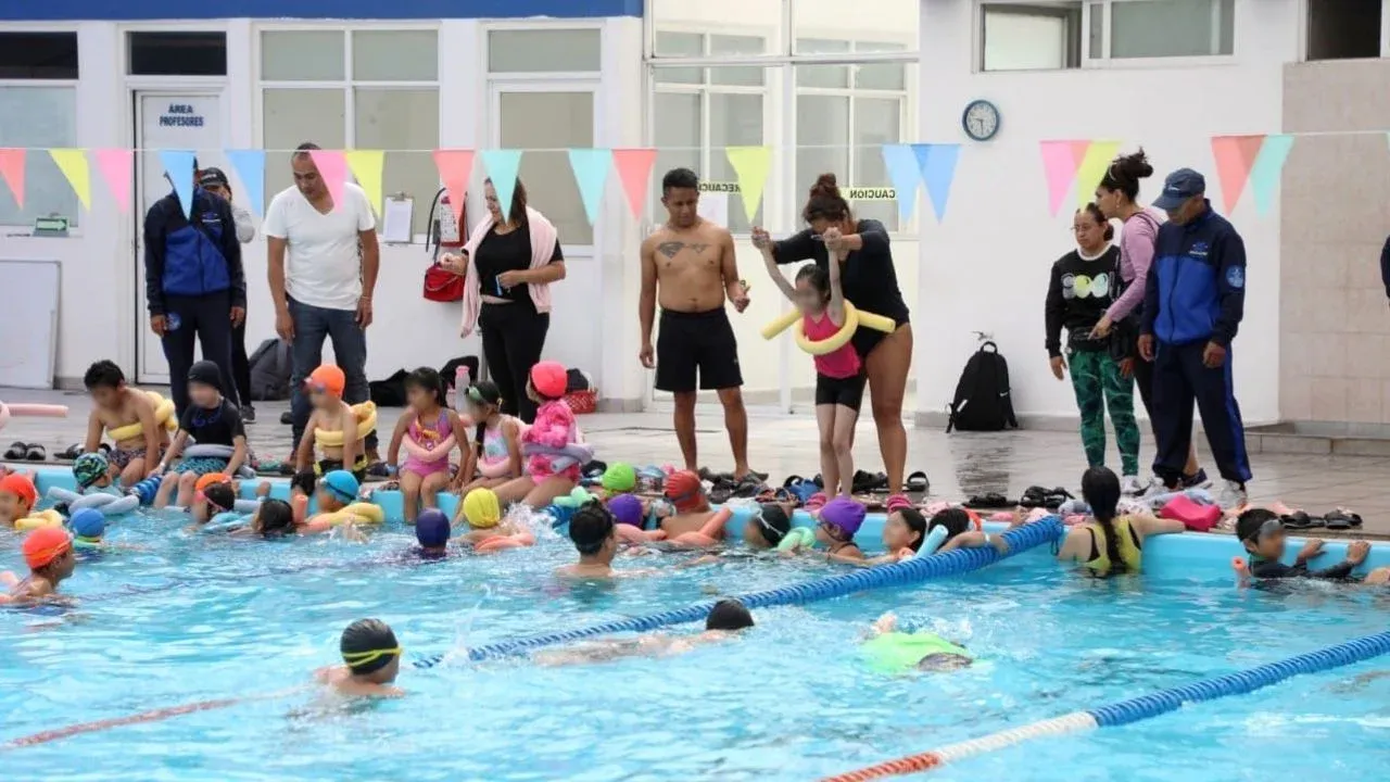 Alberca el Tepetatal, del olvido a centro recreativo para niñas y niños de Naucalpan