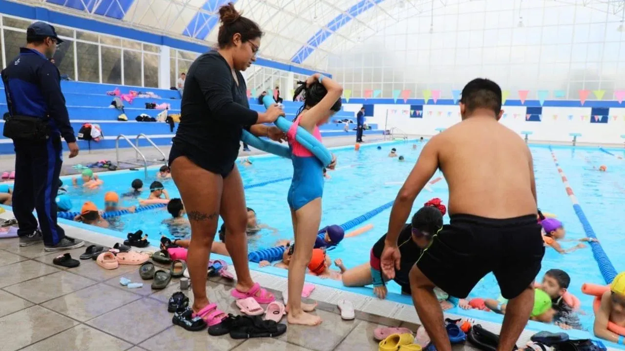 Alberca el Tepetatal, del olvido a centro recreativo para niñas y niños de Naucalpan
