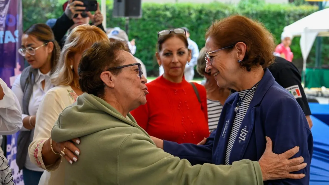 Continúa Angélica Moya política de rendición de cuentas, cercanía y diálogo con vecinos de Naucalpan