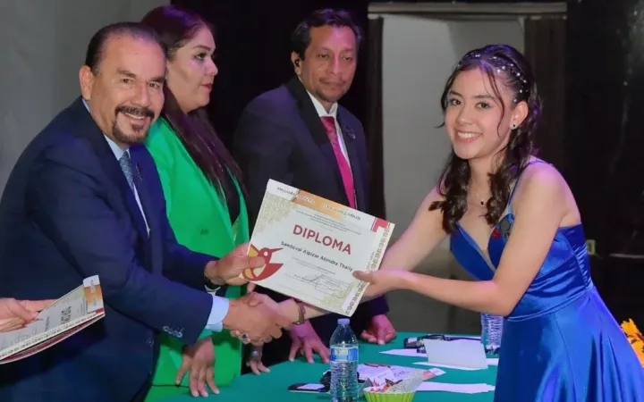 Pedro Rodríguez, padrino de generación de más de 6 mil estudiantes Atizapenses
