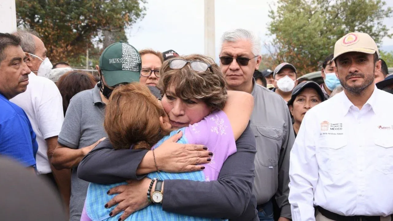 Recorre Delfina Gómez zonas afectadas por lluvias en oriente del Edomex; supervisa atención a la población.