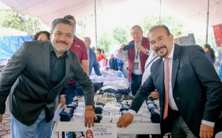 Inaugura Pedro Rodriguez Feria de Regreso a Clases en Atizapán de Zaragoza