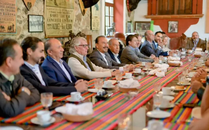 Reconocen empresarios labor del alcalde Pedro Rodríguez en Atizapán de Zaragoza