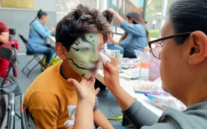 Imparte Naucalpan taller gratuito de maquillaje de fantasía
