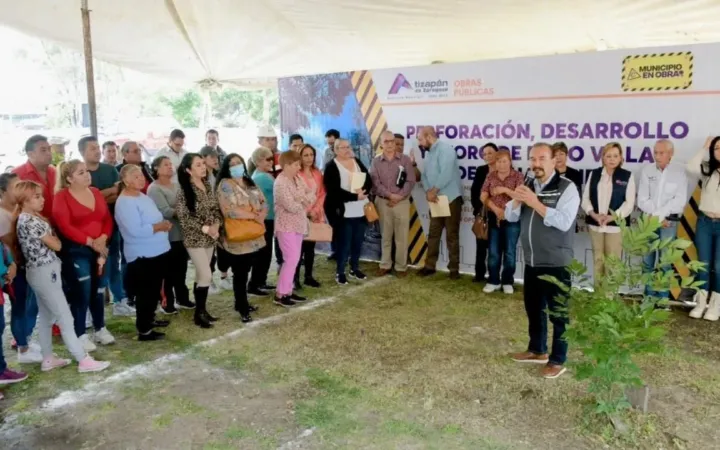 Pedro Rodríguez da banderazo de inicio a los trabajos de perforación de pozo en Villas de la Hacienda