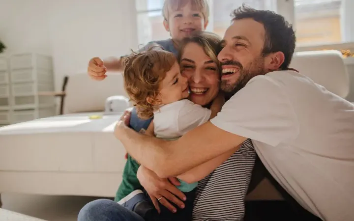 Día Internacional del Abrazo 2025: Beneficios, origen y cómo celebrarlo