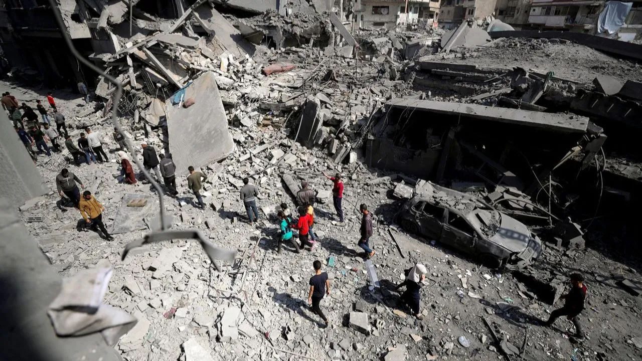 Reanudación de los bombardeos en Gaza: Una nueva ola de violencia y sufrimiento
