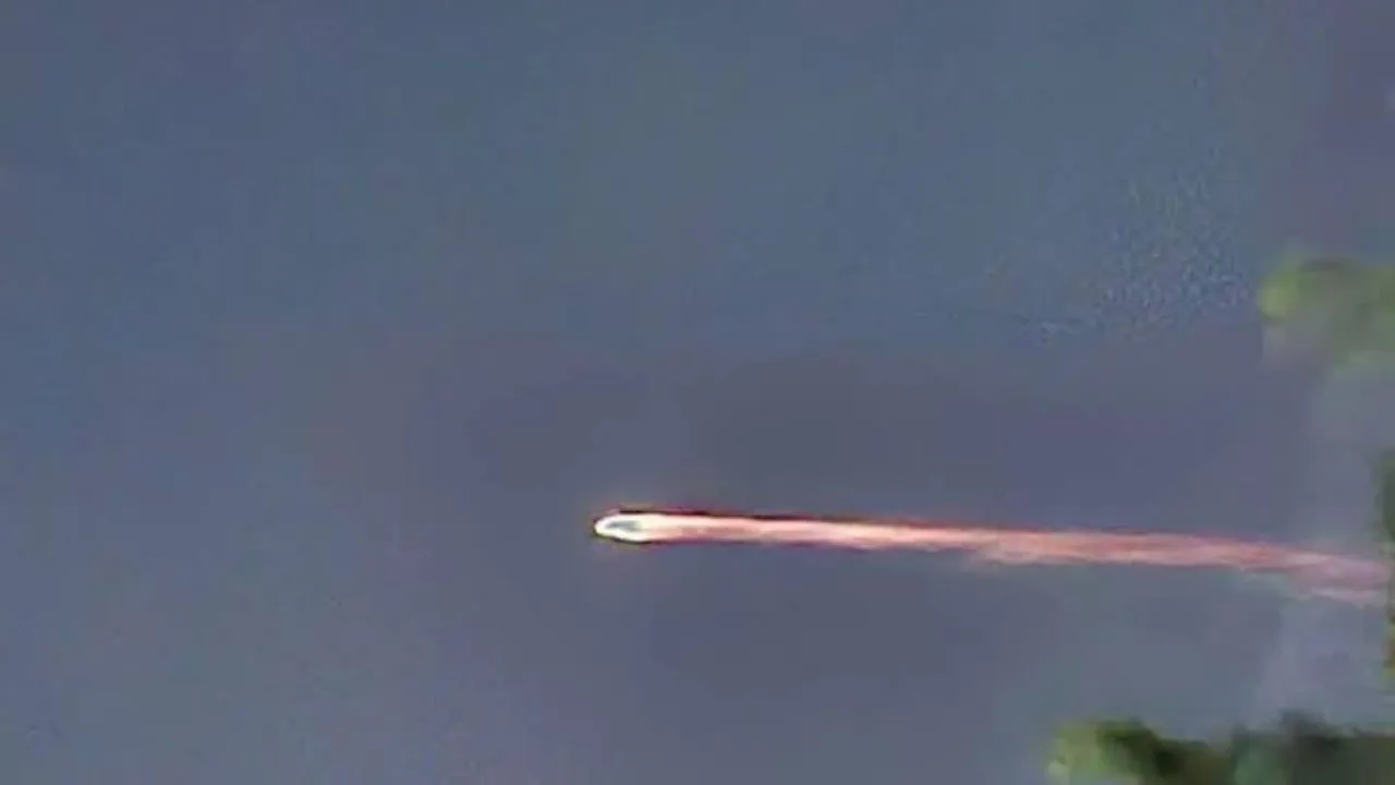Meteorito ilumina el cielo de la Ciudad de México: Destruido en el aire tras potente explosión