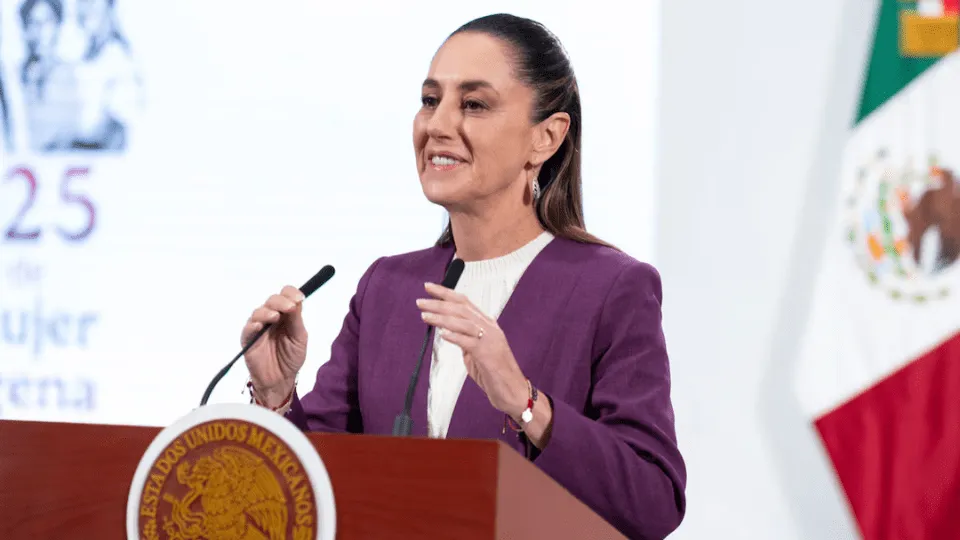 Sheinbaum niega desabasto de gasolina y Pemex atribuye afectaciones a fallas logísticas