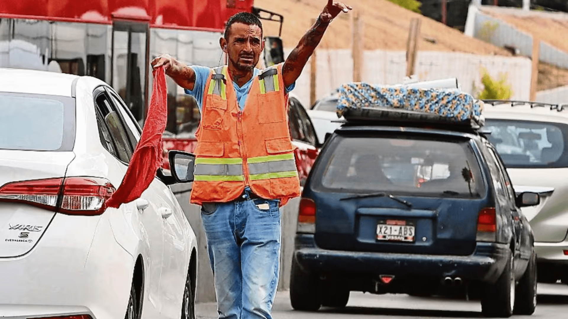 CDMX implementa medidas estrictas contra franeleros y apartadores de lugares a partir del 26 de septiembre