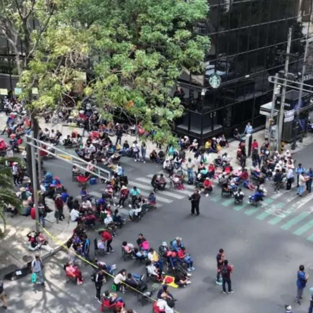 Caos vial, bloqueos y protestas: así se vivieron las manifestaciones de este día en la Ciudad de México