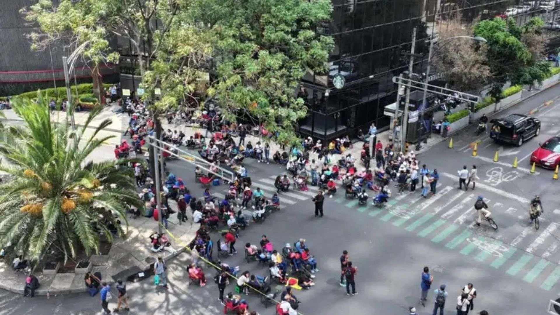 Caos vial, bloqueos y protestas: así se vivieron las manifestaciones de este día en la Ciudad de México