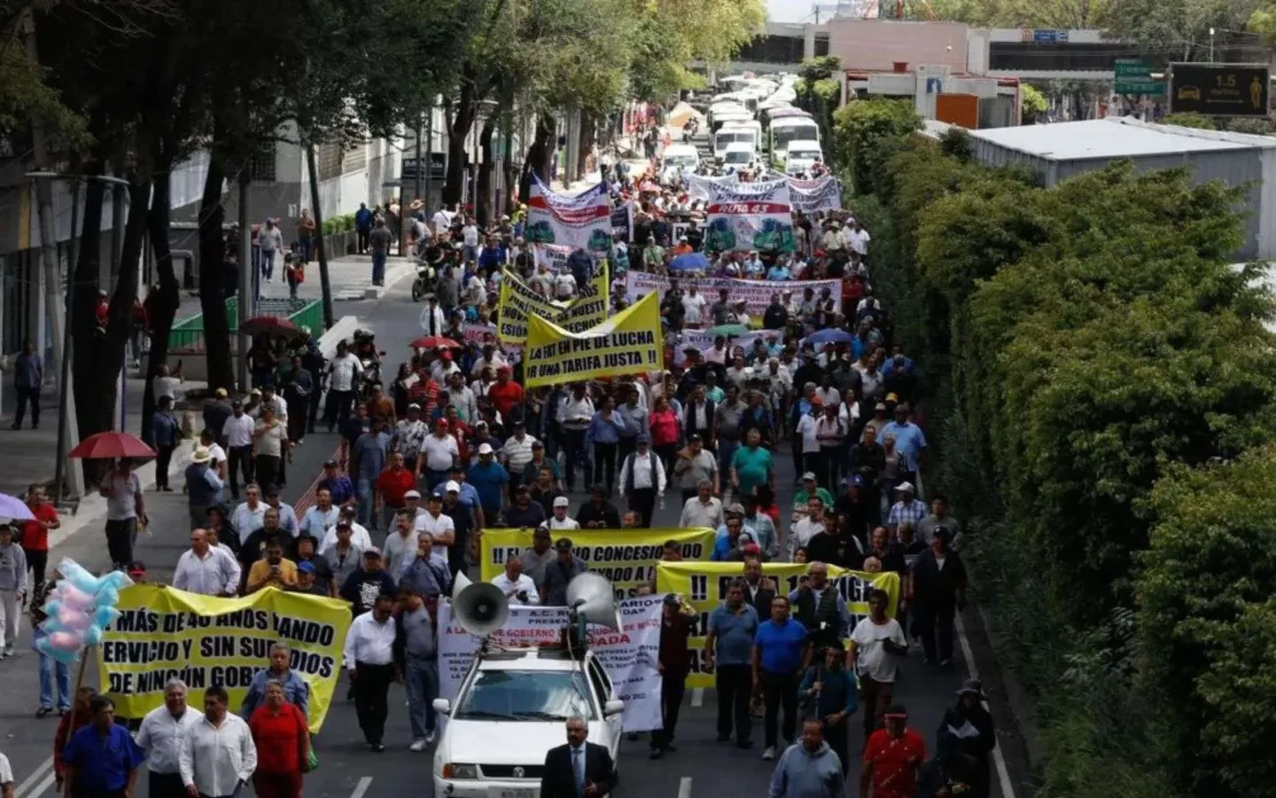 Jornada de movilizaciones en la CDMX: protestas simultáneas, bloqueos y tensión social marcan el día en la capital