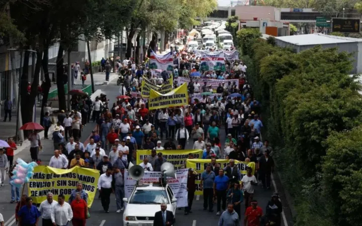 Jornada de movilizaciones en la CDMX: protestas simultáneas, bloqueos y tensión social marcan el día en la capital