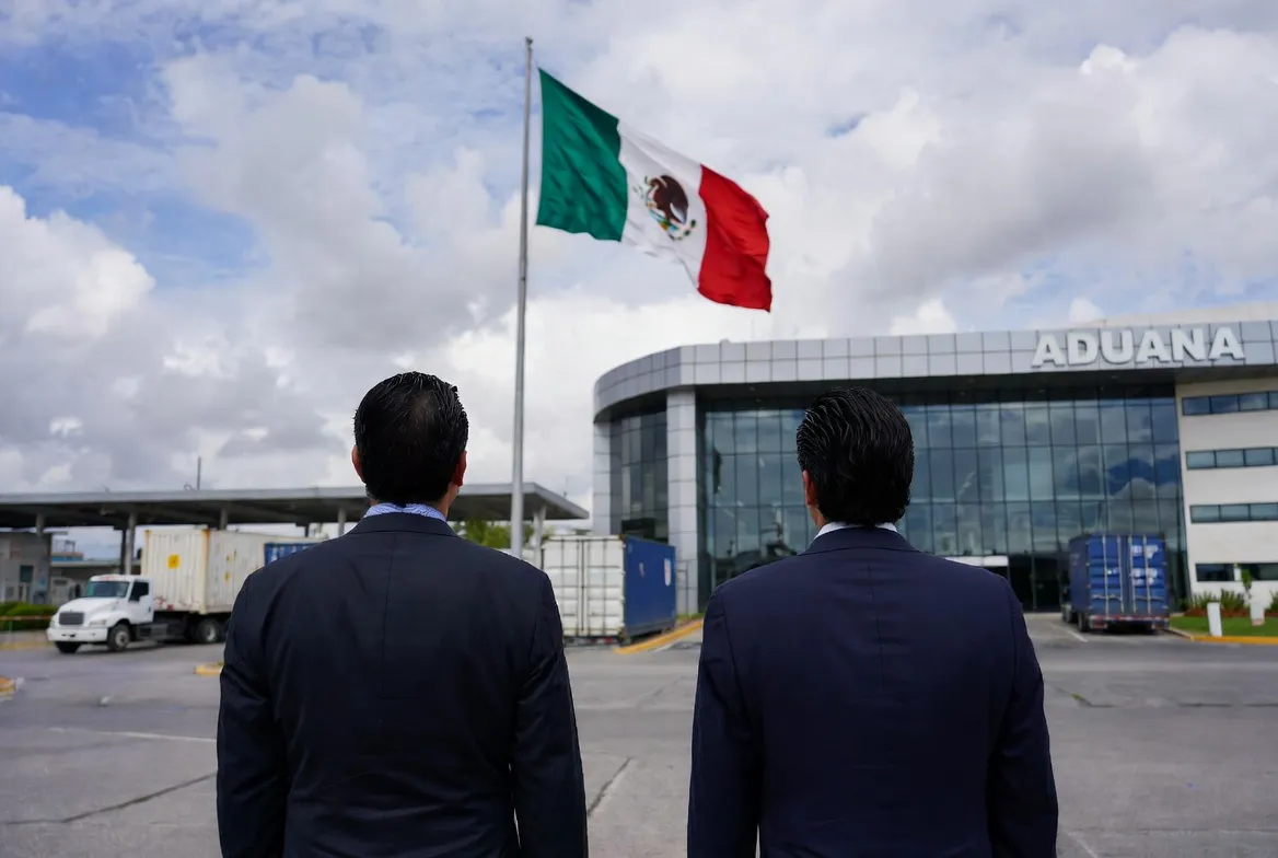 Cambio en la Agencia Nacional de Aduanas: sale Rafael Marín Mollinedo y llega Héctor Alonso Romero